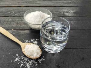 salt water as natural mouthwash