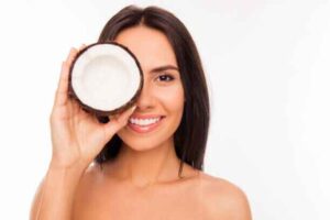 Realistic coconut oil whiten teeth timeline infographic - What to expect from oil pulling for oral health
