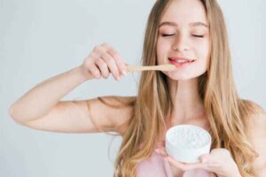 does baking soda whiten teeth? a person consideration