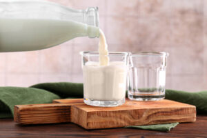 milk help whiten teeth