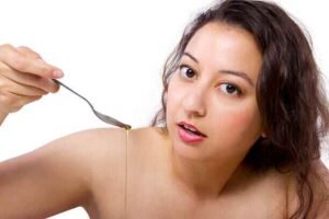 How to Do Oil Pulling Correctly for Plaque Control