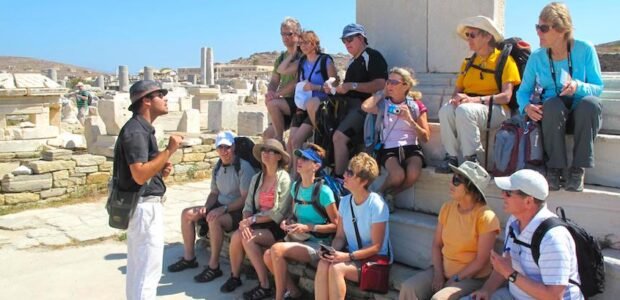 Viator Discount Codes & Travel Deals: Your Complete Guide to Booking Tours and Activities 1 tour group2